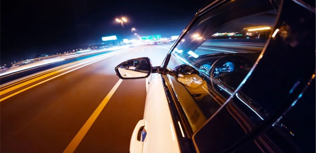 鋁創(chuàng)新紀元 -- 汽車“減負”正當時4.jpg